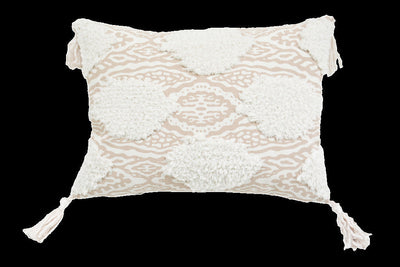 13’ X 18’ Beige And White Ogee Zippered Polyester And Cotton Blend Throw Pillow With Tassels - Accent Throw Pillows