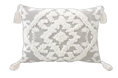 13’ X 18’ Grey And White Damask Zippered Polyester And Cotton Blend Throw Pillow With Tassels - Accent Throw Pillows