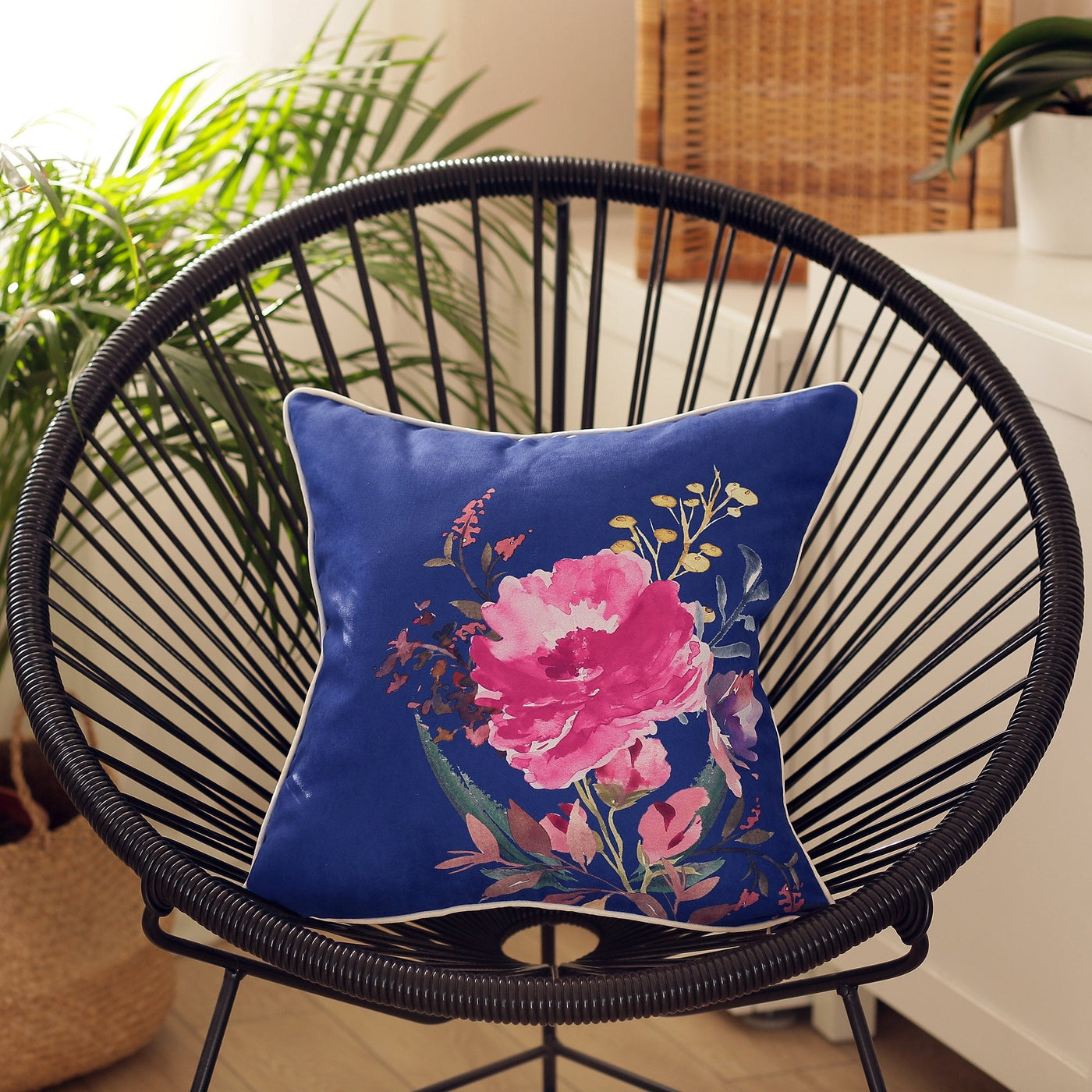 18’ Blue Watercolor Wild Flower Decorative Throw Pillow Cover - Accent Throw Pillows