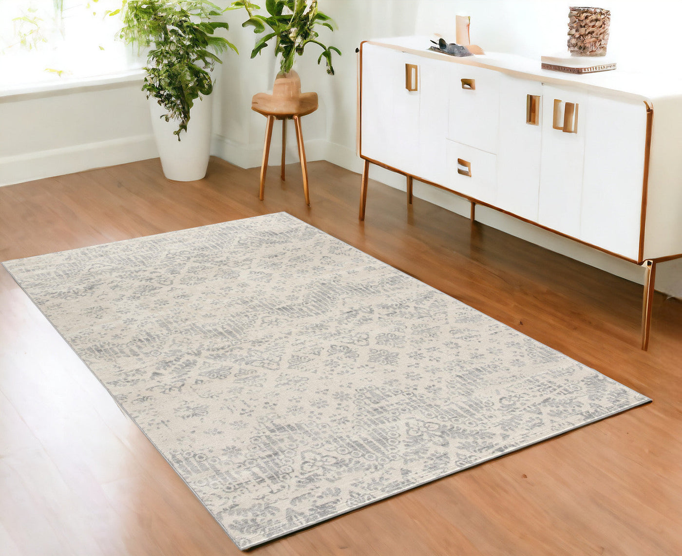 2’ X 3’ Ivory Distressed Ikat Pattern Scatter Rug - Area Rugs