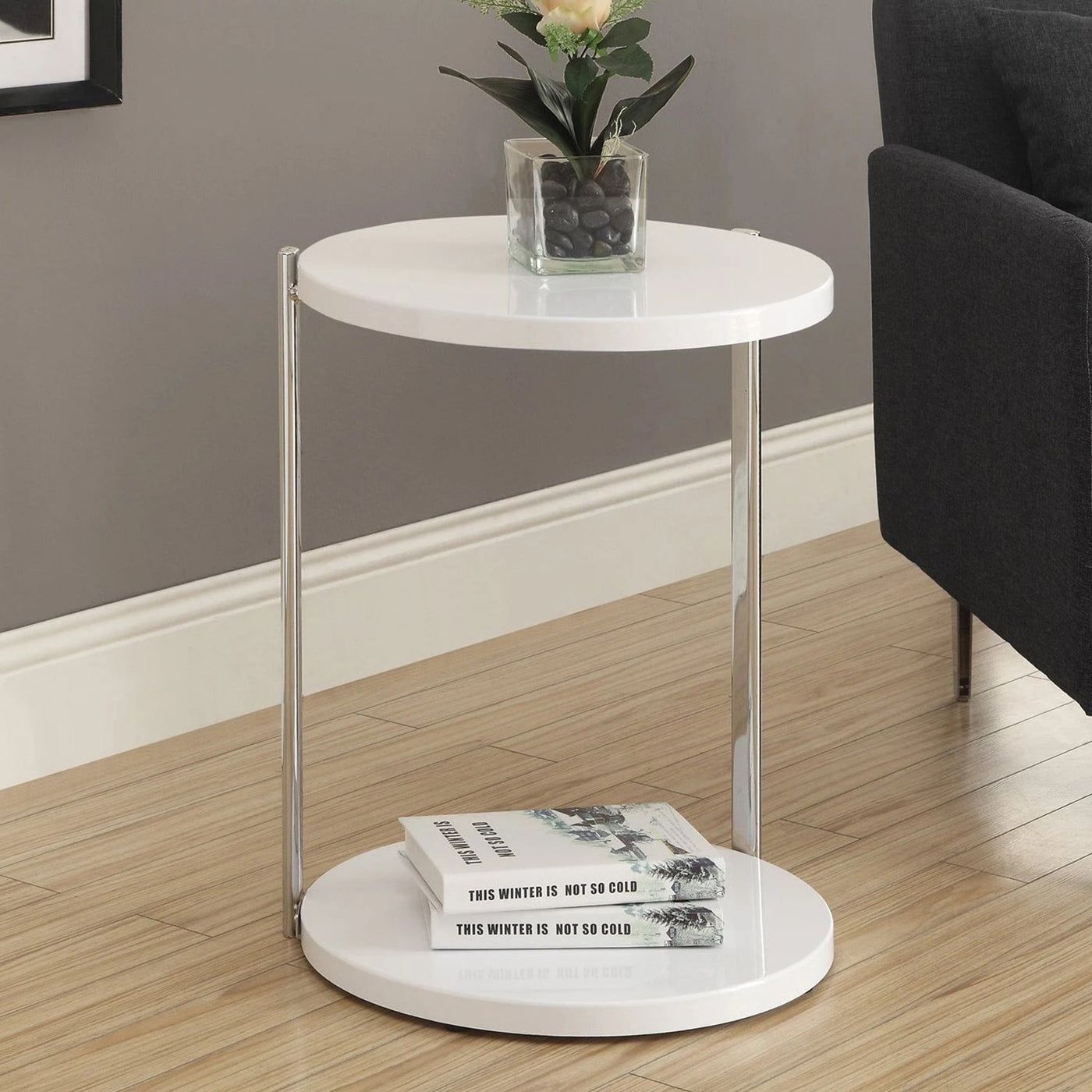 24’ White Round End Table With Shelf - End-Side Tables
