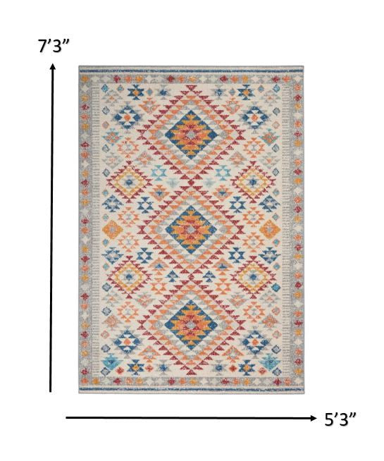 4’ X 6’ Gray And Ivory Geometric Dhurrie Area Rug - Area Rugs