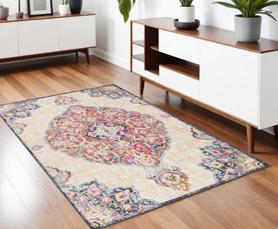 5’ X 7’ Cream Oriental Dhurrie Area Rug - 4’ x 6’ - Area Rugs